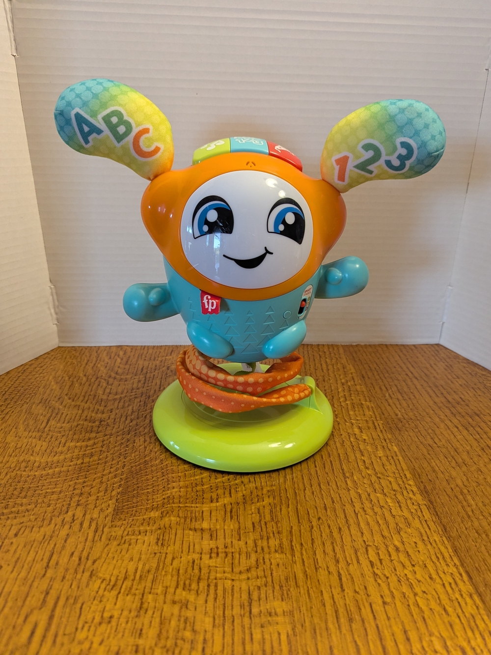 Fisher Price DJ Bouncin Beats & Star Interactive Musical Learning Toy